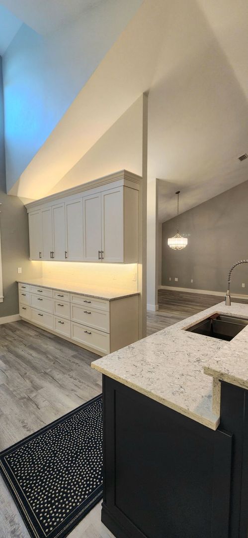 Building Photo - Beautifully updated 3-bedroom, 2.5-bath home in a picturesque country setting