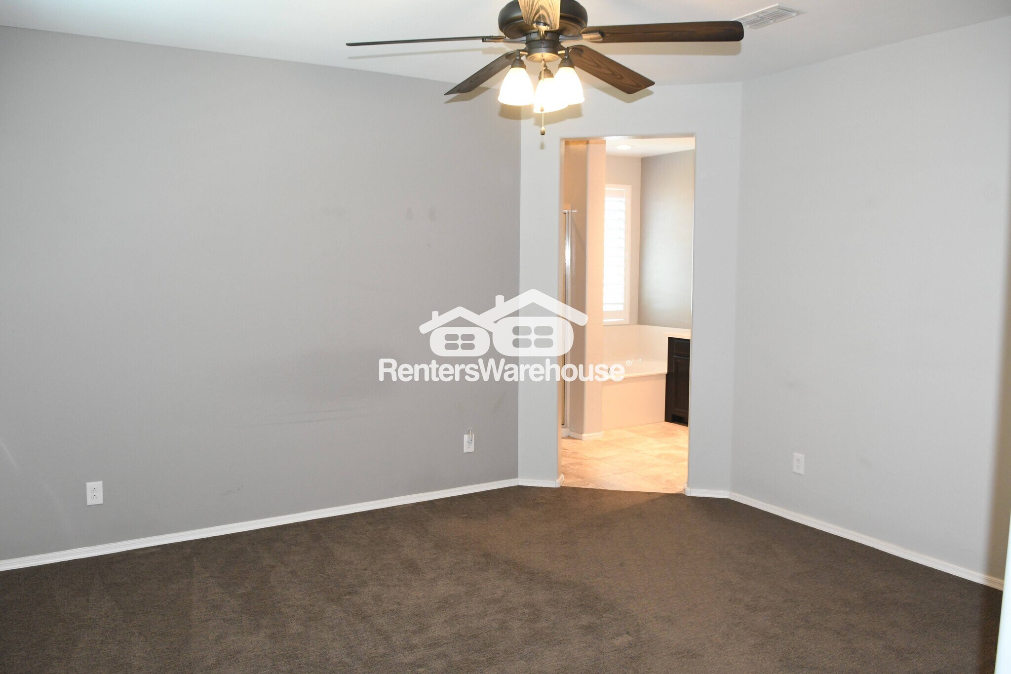 Building Photo - 3048 W Thorn Tree Dr
