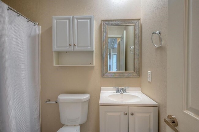 Building Photo - 4874 FM1374