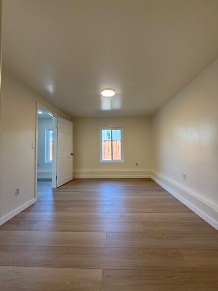 Building Photo - 4636 Cabrillo St