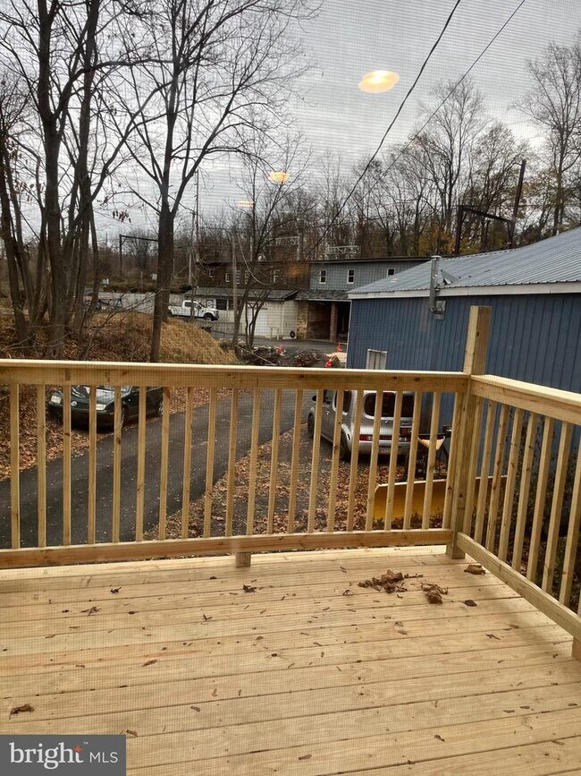 Building Photo - 64 Beulah Rd