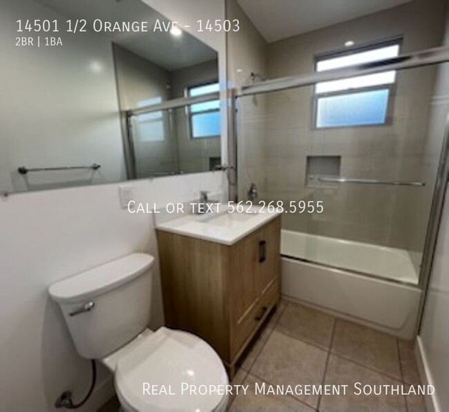 Building Photo - 2 Bed/ 1 Bath Apartment in Paramount For R...