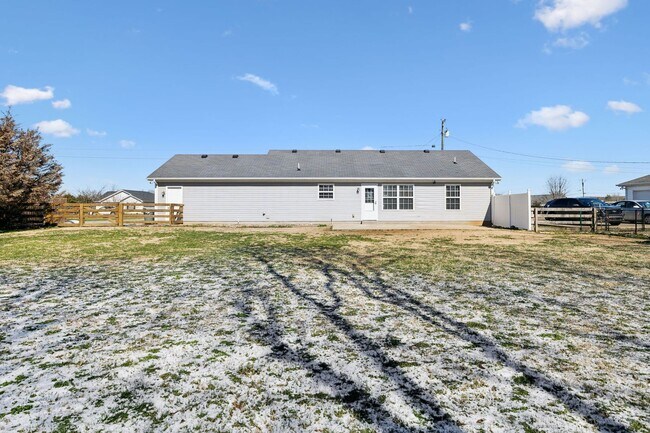 Building Photo - Upperglade Ct