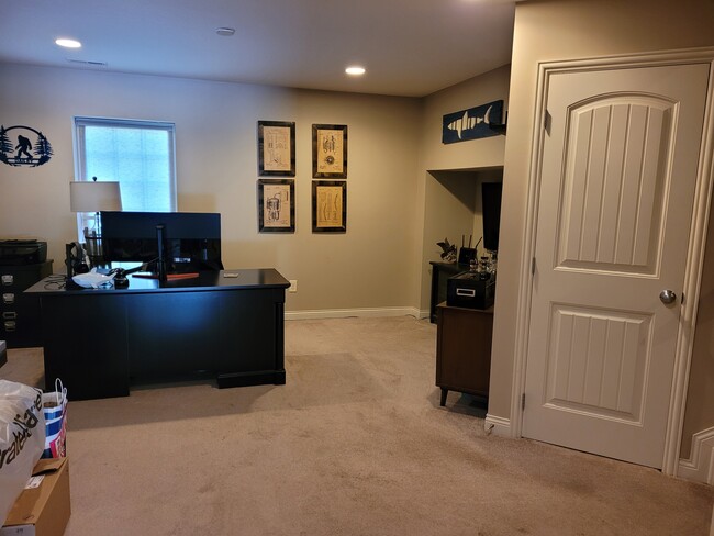 Basement - 1059 Bluffway Dr