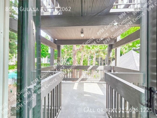 Building Photo - 8650 Gulana Ave