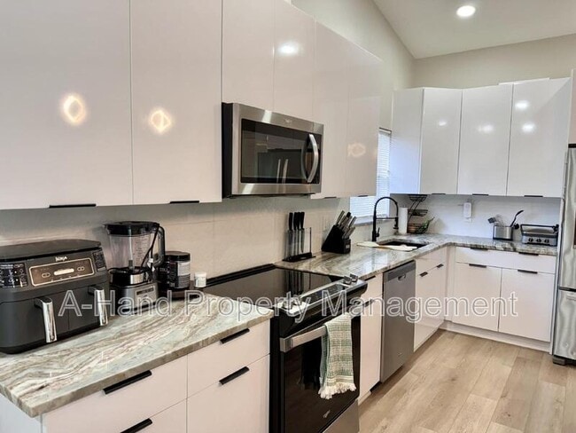 Building Photo - 15912 Indian Wells Ct