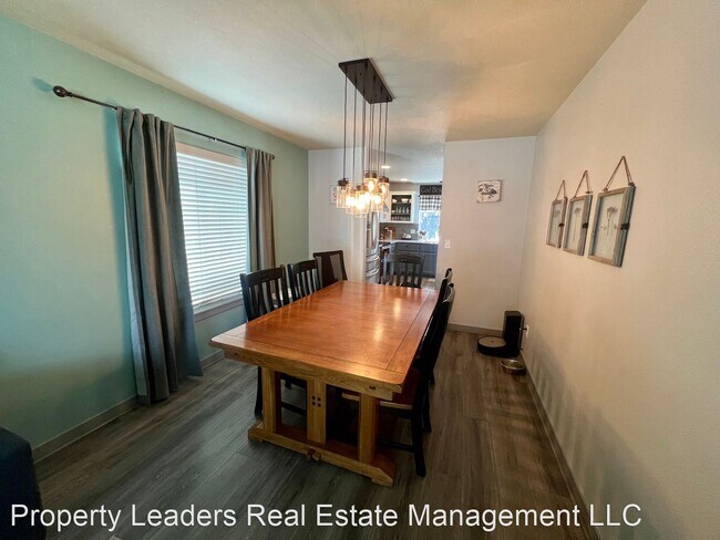 Building Photo - 4 br, 3 bath House - 225 NW 28th Street