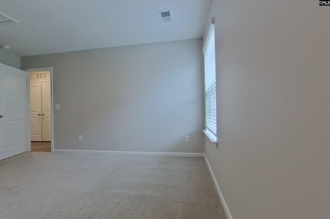 Building Photo - 122 Denali Cir