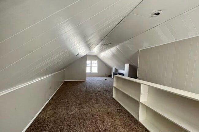 Building Photo - 1115 Berg Pl