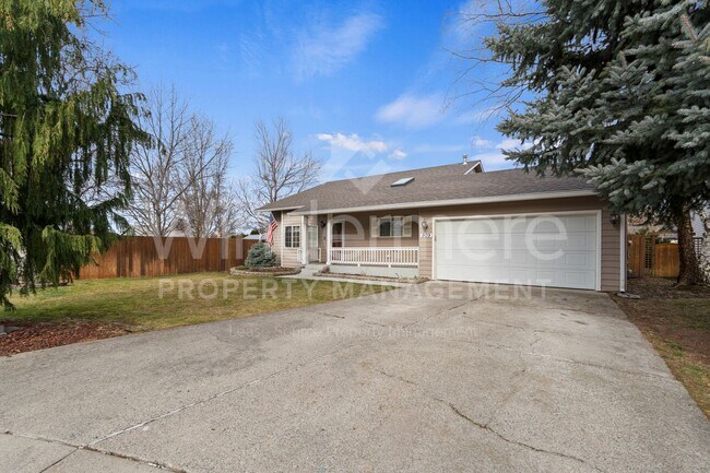 Building Photo - Coming Soon First Week of September!! Beautiful 3-bedroom Home Next To Black Bay Park In Post Falls