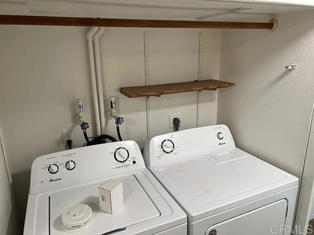 Building Photo - 2625 Pirineos Way