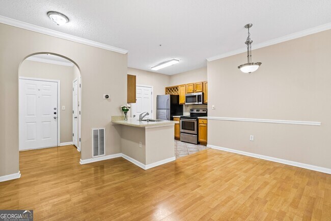 Building Photo - 4333 Dunwoody Park