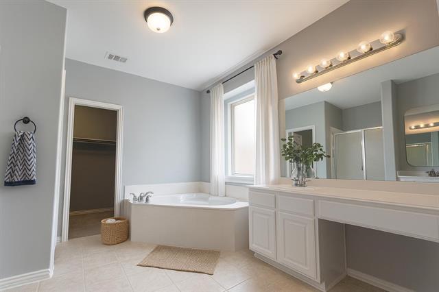 Building Photo - 1632 Pleasant Valley Ln