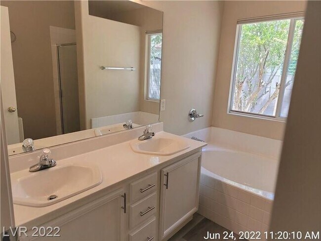 Building Photo - COMING SOON - Ready no later than the end of December!