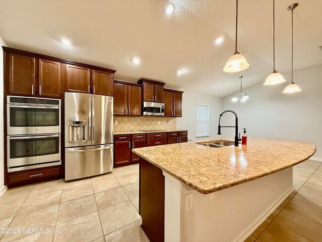 Building Photo - 112 Morayshire Ct