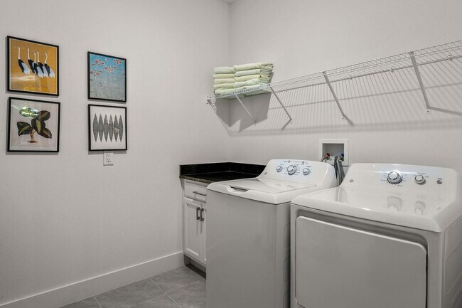 Building Photo - 7458 Gathering Dr