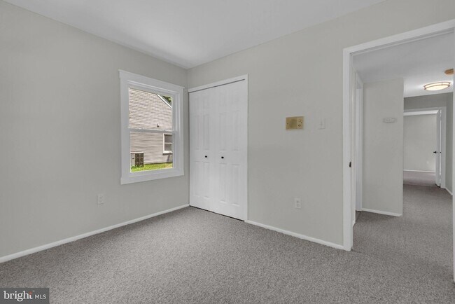 Building Photo - 1836 Ralston Pl