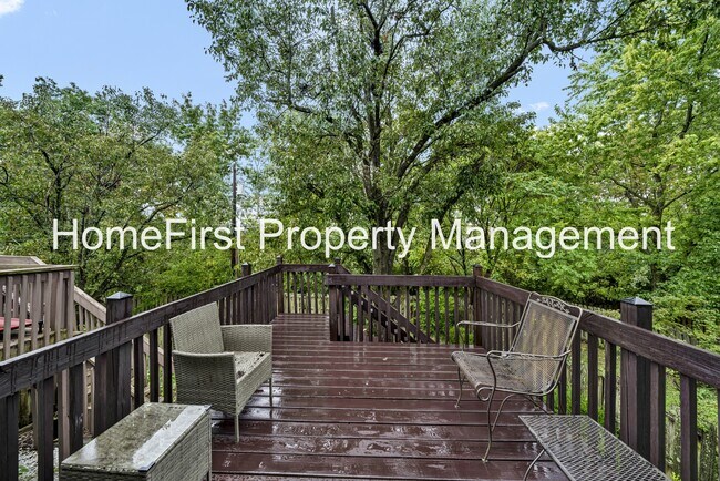 Building Photo - 420 Windfield Pl