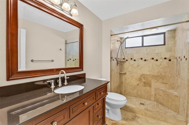 Building Photo - 2111 Paddock Cir