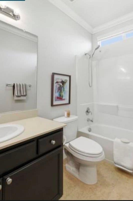 Building Photo - 3042 Barranca Dr
