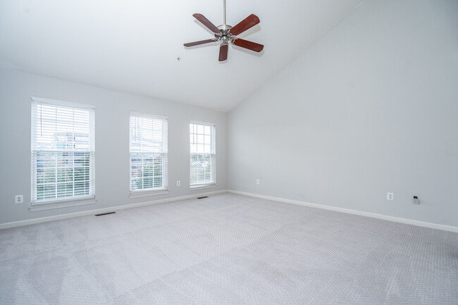12079 Trumbull Way, Reston VA 20190 - 12079 Trumbull Way