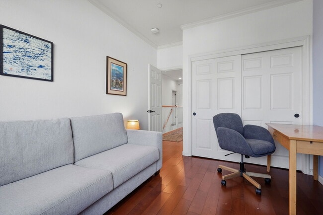 Building Photo - 820 Almar Ave