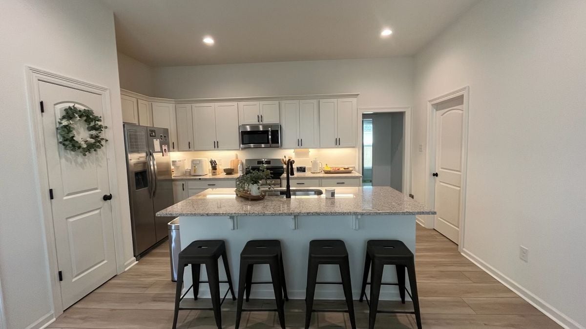 Building Photo - 46062 Terra Cotta Ct