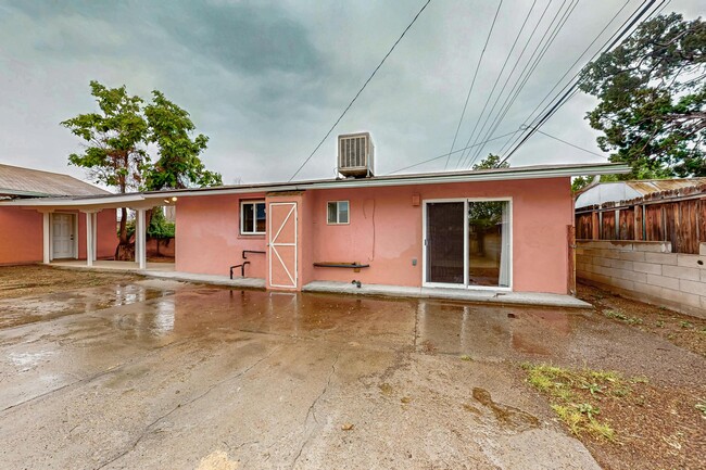 Building Photo - 4109 Comanche Rd NE