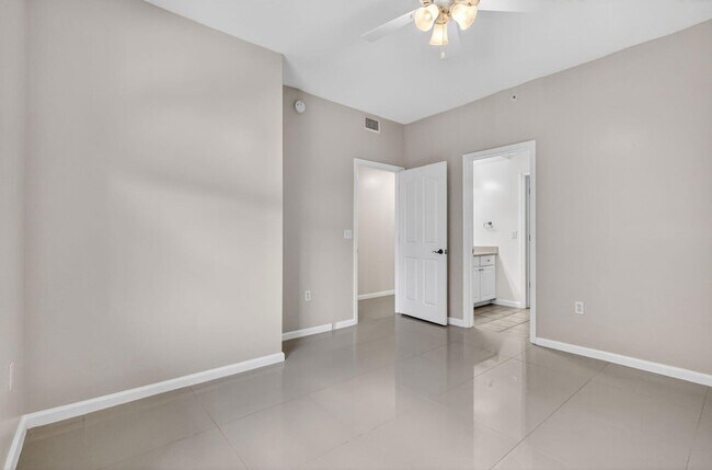 Building Photo - 175 Galicia Way