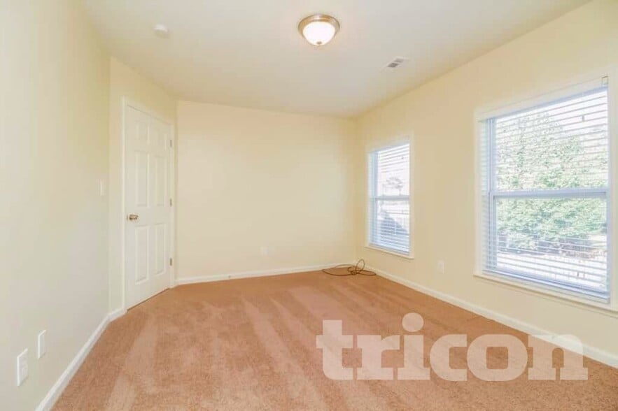 Building Photo - 2008 Prescott Way