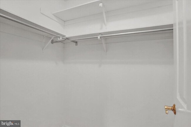 Building Photo - 119 Oriole Ct