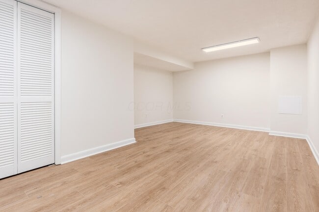Building Photo - 8407 Covered Wagon Ct