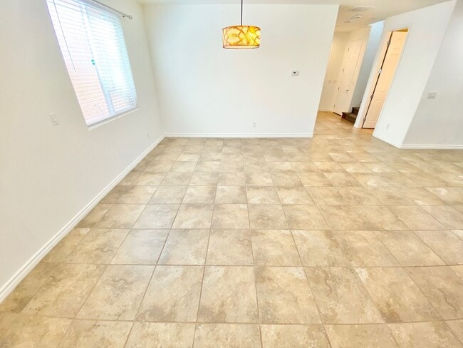 Building Photo - Ultra-Efficient 3 Bed / 2.5 Bath Inspirada Home with Fully Paid-Off Solar Panels!