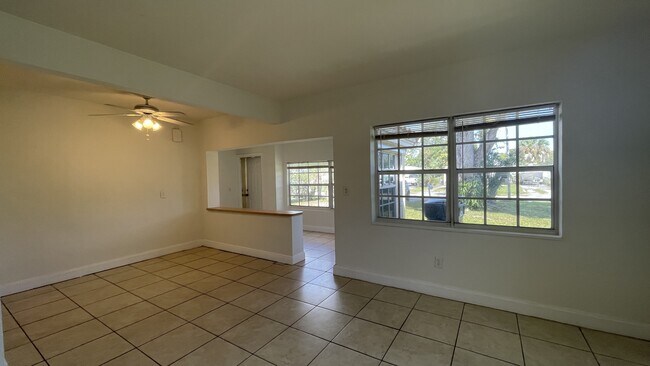 Building Photo - 2174 NE 173rd St