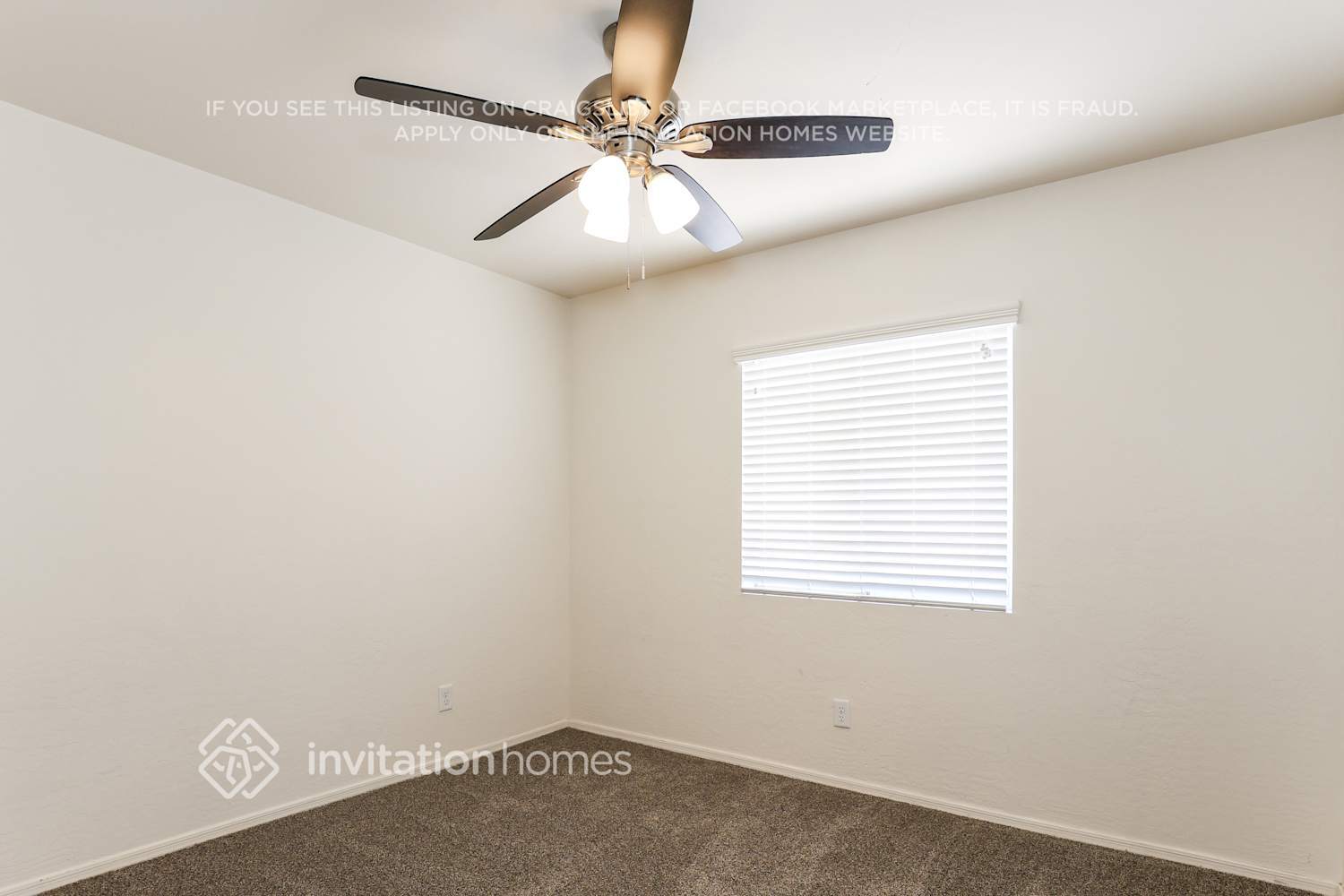 Building Photo - 12014 W Holly St