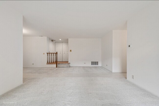 Building Photo - 283 Coventry Cir