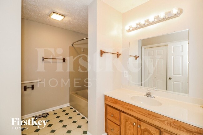 Building Photo - 2333 Donnie Lee Dr