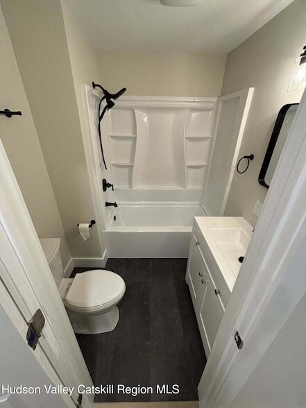 Building Photo - 13 Saugerties Manor Rd