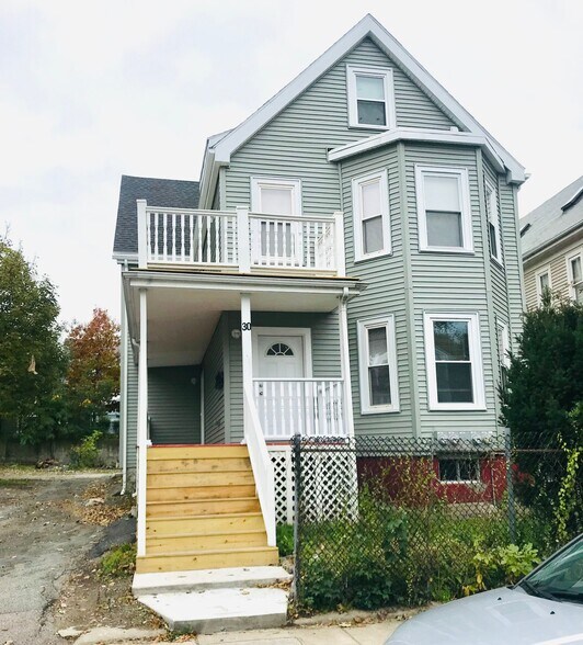 Building Photo - 30 Angell St