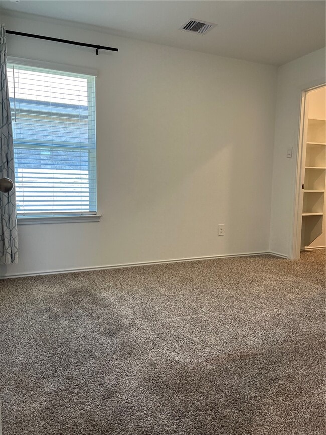 Building Photo - 24203 Saddlestone Green Dr