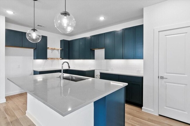 Building Photo - 107 Walnut Hl Ct