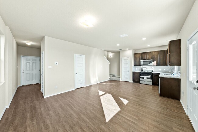 Building Photo - 5118 Sandstone Wy