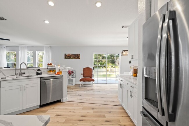 Building Photo - Single family for rent located in North Po...
