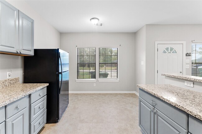 Building Photo - 9610 Buffum St