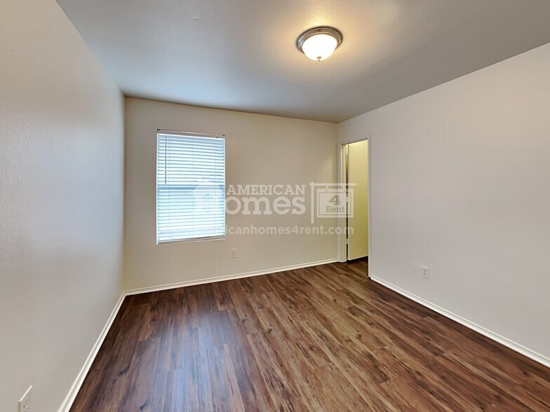 Building Photo - 1108 Beaverwood Ln