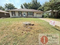 Building Photo - Cozy 3 Bedroom, 1 Bathroom, 1 car garage i...