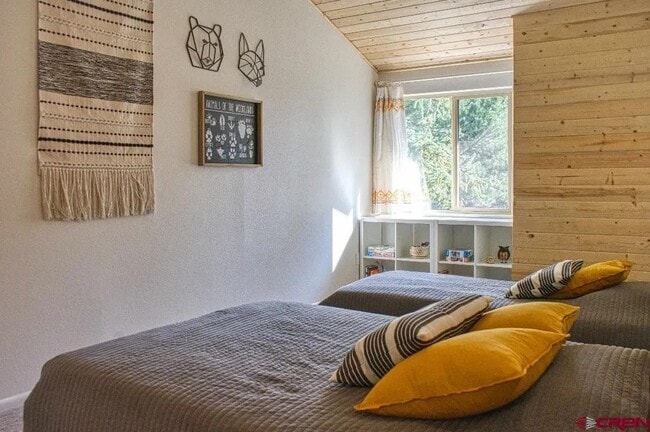 Building Photo - 217 Pinon Causeway