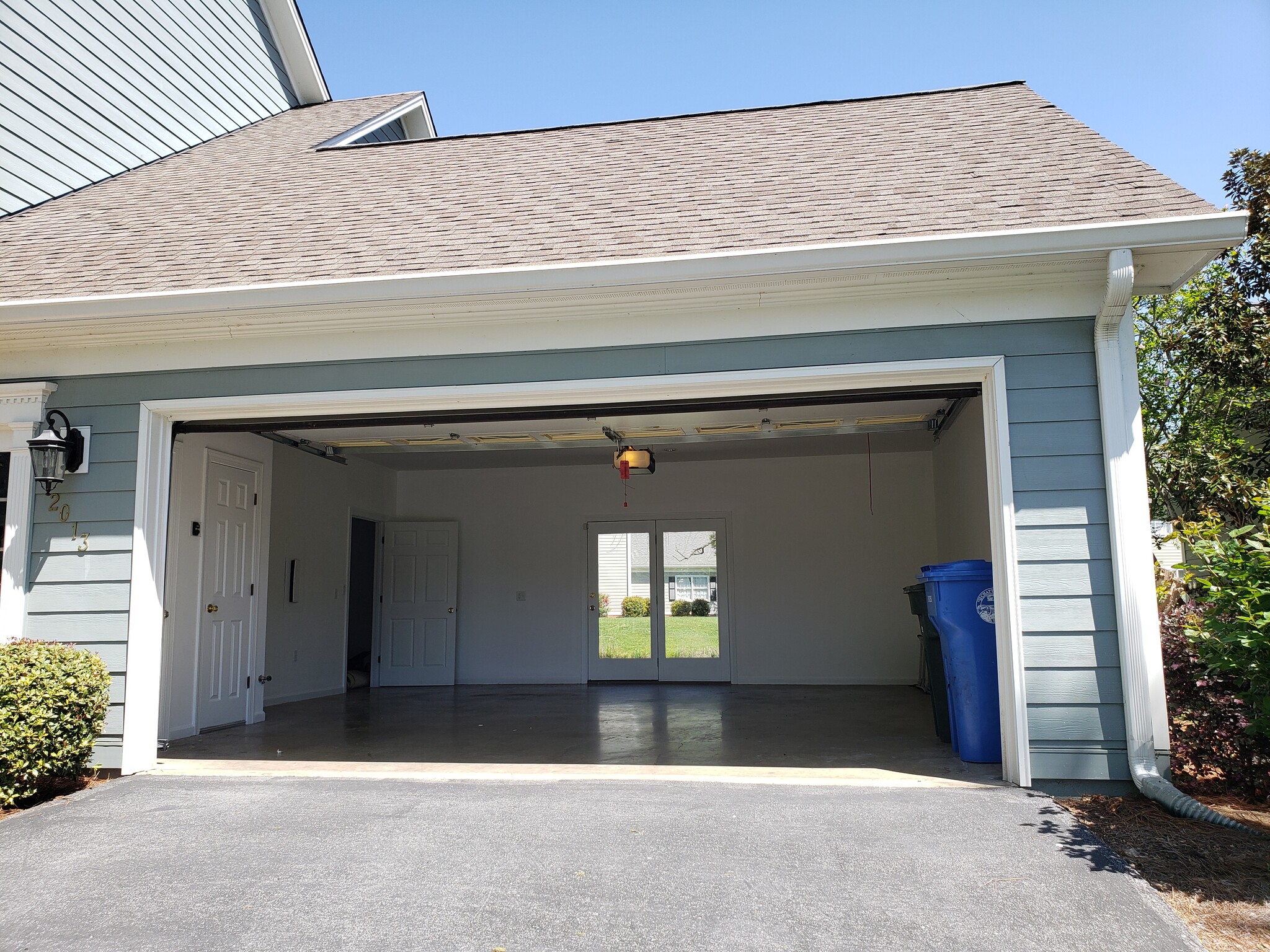 Building Photo - 2013 Clearfield Ln