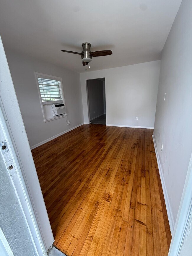 Building Photo - 3612 Elizabeth St