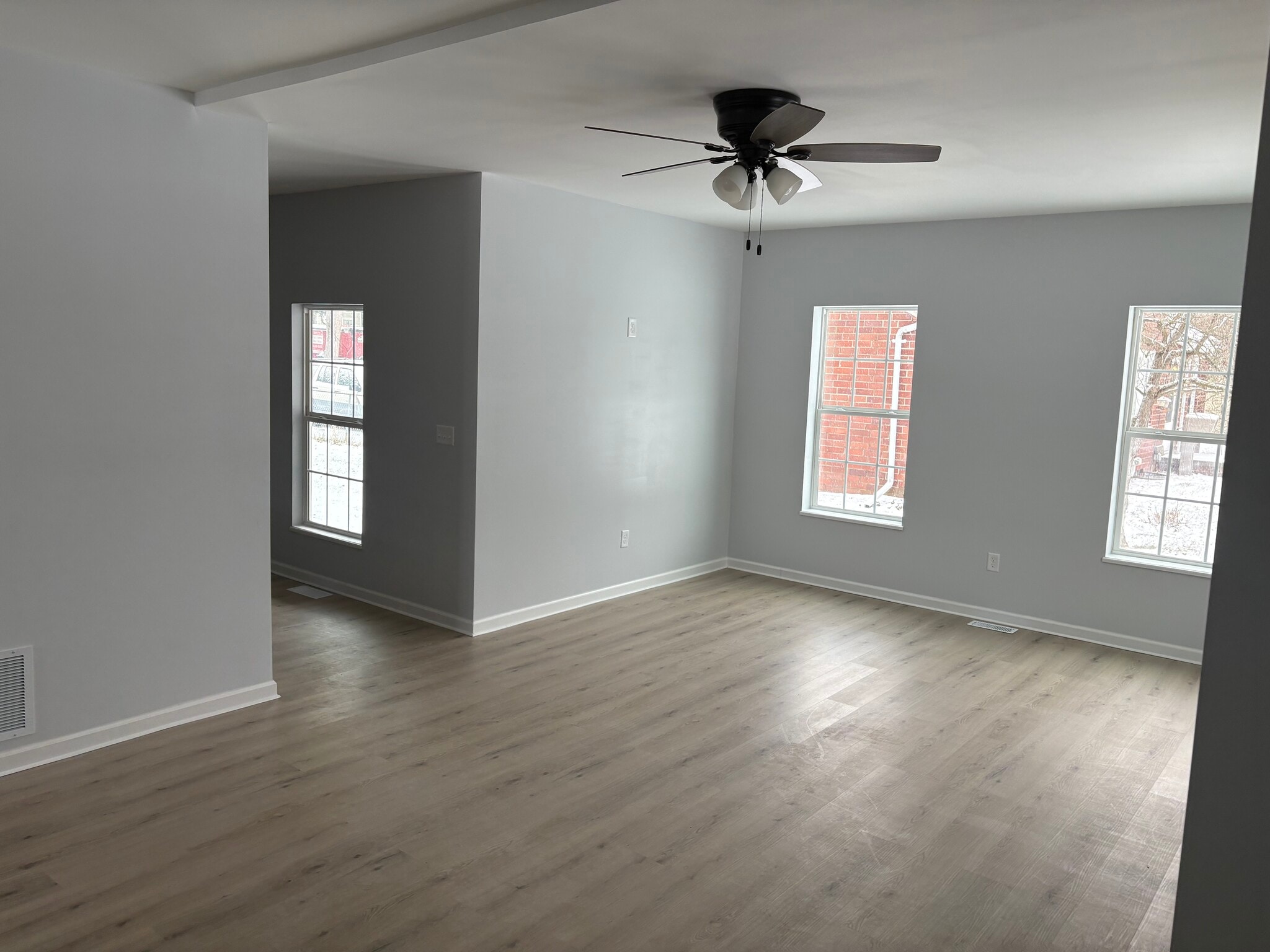 Building Photo - 238 Walker St